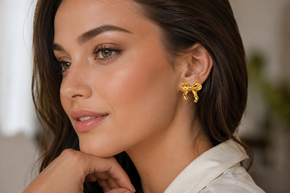 18kt Gold Titanium Steel 20mm Flowing Bow Stud Earrings