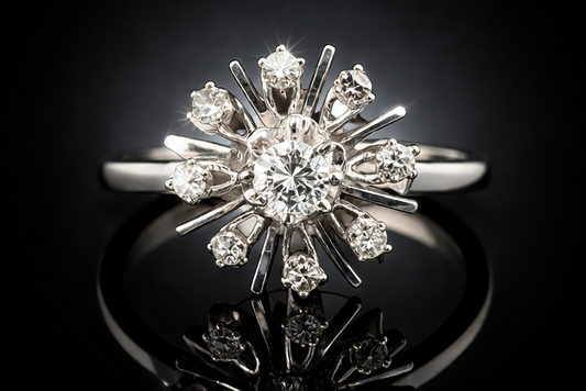 14K White Gold Vintage Diamond Starburst Cluster Ring