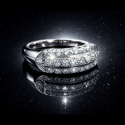 18KT White Gold Vintage Diamond Ring - Circa 1955