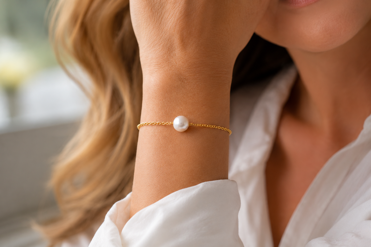18K Yellow Gold over Titanium Stainless Steel 8mm Freshwater Pearl Bracelet